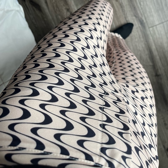 Printed Trouser - Picture 2 of 3